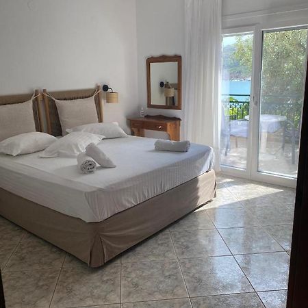 Petra Mare Apartments Alikí Zewnętrze zdjęcie